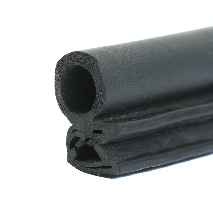 high quality rubber parts automobile  parts solid and sponge co-extrusion rubber seal